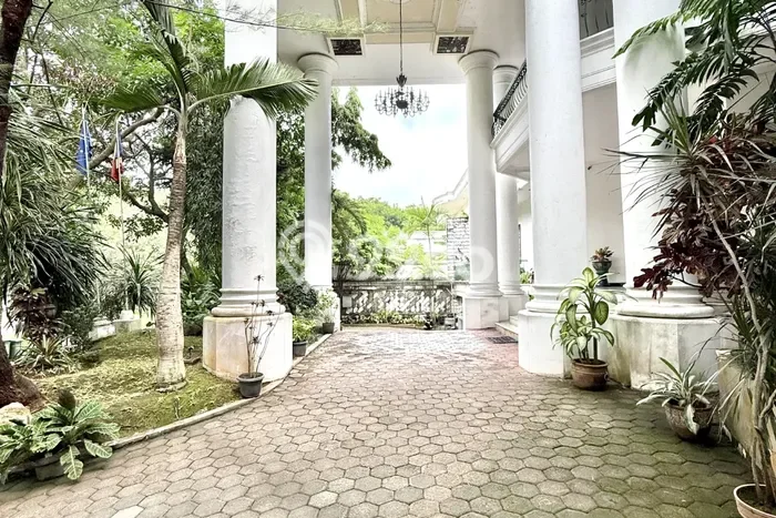 Rumah Luxury Modern Siap Huni di Pondok Indah Jakarta Selatan Rumah Luxury Modern Siap Huni di Pondok Indah Jakarta Selatan