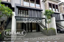 For Sale! Premium House LT 119m2 Desain Elegan di Pondok Labu For Sale! Premium House LT 119m2 Desain Elegan di Pondok Labu