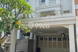 Dijual Rumah Luas Megah Dengan View Cantik di Pantai Indah Kapuk, Jakarta Utara Dijual Rumah Luas Megah Dengan View Cantik di Pantai Indah Kapuk, Jakarta Utara