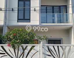 Rumah Disewakan Surabaya LT 98m2 LB 108m2 Area Sukomanunggal Rumah Disewakan Surabaya LT 98m2 LB 108m2 Area Sukomanunggal