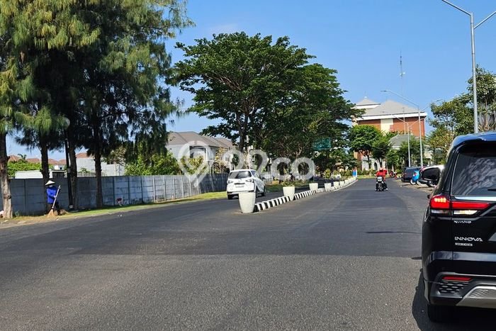 Ruko Dijual di Lakarsantri Surabaya dengan Luas Bangunan 110m2 Ruko Dijual di Lakarsantri Surabaya dengan Luas Bangunan 110m2