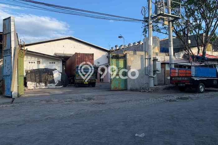 Gudang Strategis Kawasan Tandes, Luas 900m2m², Kawasan Komersial Gudang Strategis Kawasan Tandes, Luas 900m2m², Kawasan Komersial