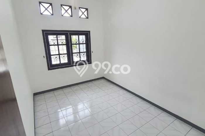 Dijual Rumah 3 Kamar Lokasi Strategis Nyaman dan Strategis di Mulyorejo Dijual Rumah 3 Kamar Lokasi Strategis Nyaman dan Strategis di Mulyorejo