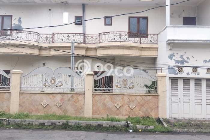 Rumah Modern Dikontrakkan di Dukuh Pakis Surabaya Lokasi Sangat Strategis Rumah Modern Dikontrakkan di Dukuh Pakis Surabaya Lokasi Sangat Strategis