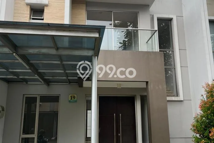 Rumah sewa siap pakai 3 KT di Pantai Indah Kapuk, Jakarta Utara Rumah sewa siap pakai 3 KT di Pantai Indah Kapuk, Jakarta Utara
