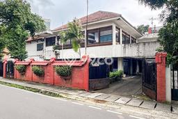 Hot Offer Hunian Mewah Ideal dan Luas di Menteng, Jakarta Pusat Hot Offer Hunian Mewah Ideal dan Luas di Menteng, Jakarta Pusat