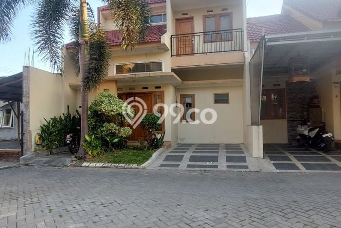 Dijual Rumah 3 Kamar Lokasi Ideal Bagus dan Strategis di Tunggulwulung Dijual Rumah 3 Kamar Lokasi Ideal Bagus dan Strategis di Tunggulwulung