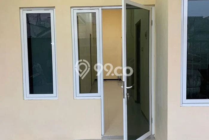 Rumah Luas Asri 10 KT Siap Huni di Tlogomas Malang Rumah Luas Asri 10 KT Siap Huni di Tlogomas Malang
