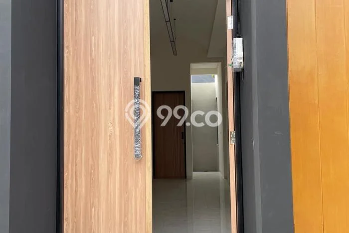Disewakan! Rumah 3 Kamar Tidur &
1 Kamar Mandi di Tidar, Malang Disewakan! Rumah 3 Kamar Tidur &
1 Kamar Mandi di Tidar, Malang