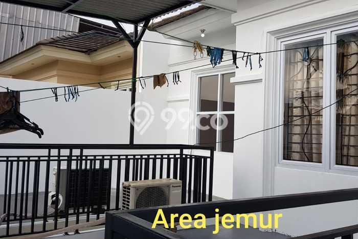 Ready to Use! Luxury House LT 180m2 Desain Elegan di Duta Garden Ready to Use! Luxury House LT 180m2 Desain Elegan di Duta Garden