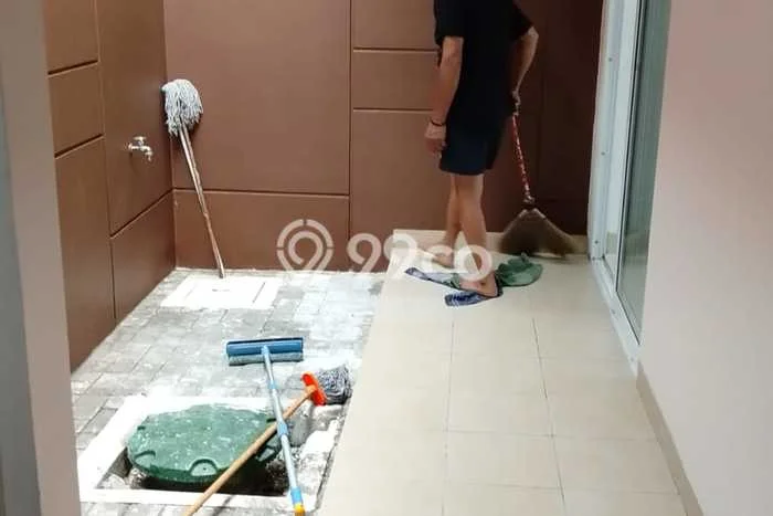 Rumah Strategis Minimalis Lb 102m2 di Cengkareng, Jakarta Barat Rumah Strategis Minimalis Lb 102m2 di Cengkareng, Jakarta Barat