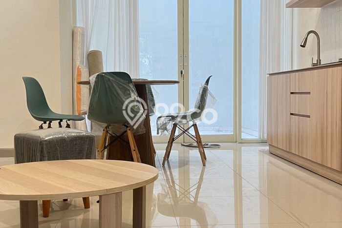 JUAL CEPAT! Rumah Ready Stock Lokasi Premium Rungkut, Luas 75m2m² LB 90m2m² JUAL CEPAT! Rumah Ready Stock Lokasi Premium Rungkut, Luas 75m2m² LB 90m2m²