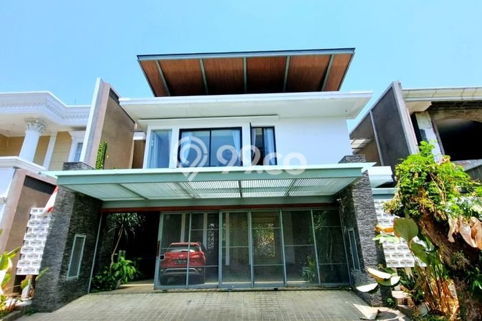 For Sale Rumah Mewah Exclusive di Mulyorejo, Surabaya For Sale Rumah Mewah Exclusive di Mulyorejo, Surabaya