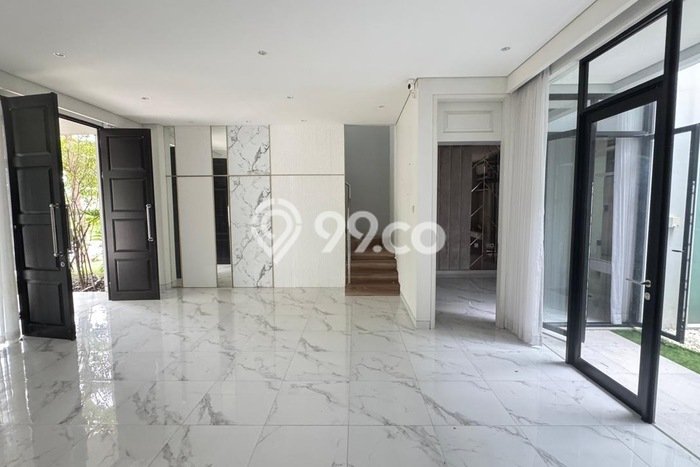 Rumah Eksklusif Dijual LT 160m2 di Mulyorejo, Surabaya Rumah Eksklusif Dijual LT 160m2 di Mulyorejo, Surabaya