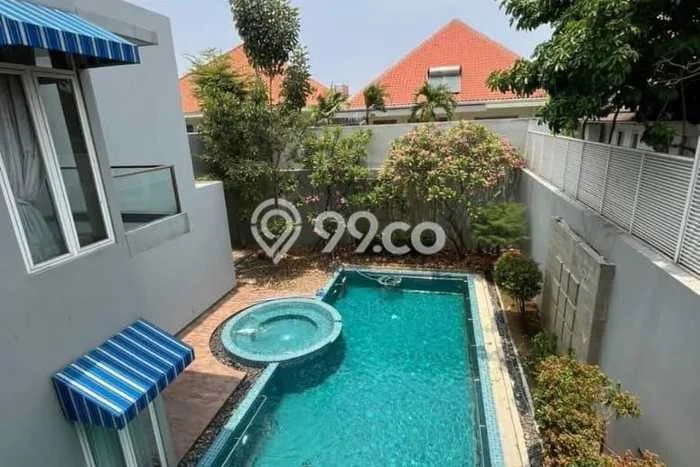 SPECIAL PRICE! Rumah di Wiyung, 6 KM, Dekat Pusat Kota, Luas 644m2m² Bangunan 900m2m² SPECIAL PRICE! Rumah di Wiyung, 6 KM, Dekat Pusat Kota, Luas 644m2m² Bangunan 900m2m²