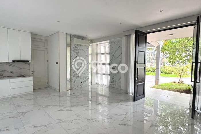 Rumah Eksklusif Dijual LT 160m2 di Mulyorejo, Surabaya Rumah Eksklusif Dijual LT 160m2 di Mulyorejo, Surabaya