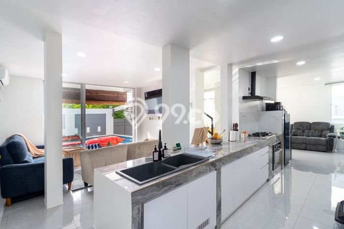 Dijual Vila Kawasan Kuta Selatan, Luas 220m2m², Area tenang untuk Anda Dijual Vila Kawasan Kuta Selatan, Luas 220m2m², Area tenang untuk Anda