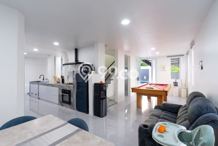 Dijual Vila Kawasan Kuta Selatan, Luas 220m2m², Area tenang untuk Anda Dijual Vila Kawasan Kuta Selatan, Luas 220m2m², Area tenang untuk Anda
