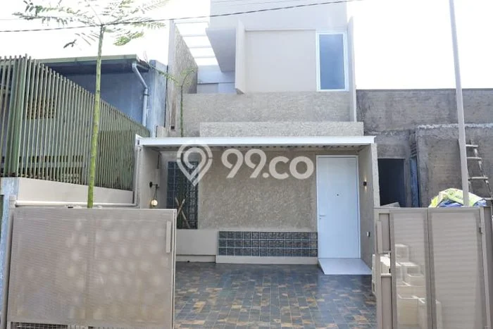 Jual Rumah Strategis Bagus Punya 4 KT di Arcamanik Bandung SHM Jual Rumah Strategis Bagus Punya 4 KT di Arcamanik Bandung SHM