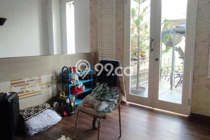 Rumah Elit Modern Tanpa Renovasi di Setra Duta Bandung Rumah Elit Modern Tanpa Renovasi di Setra Duta Bandung