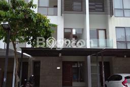 Dijual Cepat Rumah Favorit Siap Huni LB 146m2 di Sambikerep, Surabaya Dijual Cepat Rumah Favorit Siap Huni LB 146m2 di Sambikerep, Surabaya
