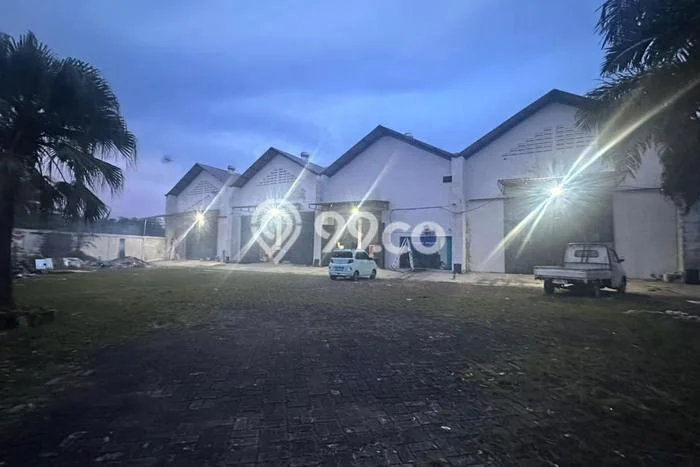 Lokasi Strategis! Dijual Gudang Bisnis di Sukolilo, Surabaya Kondisi Baik Lokasi Strategis! Dijual Gudang Bisnis di Sukolilo, Surabaya Kondisi Baik