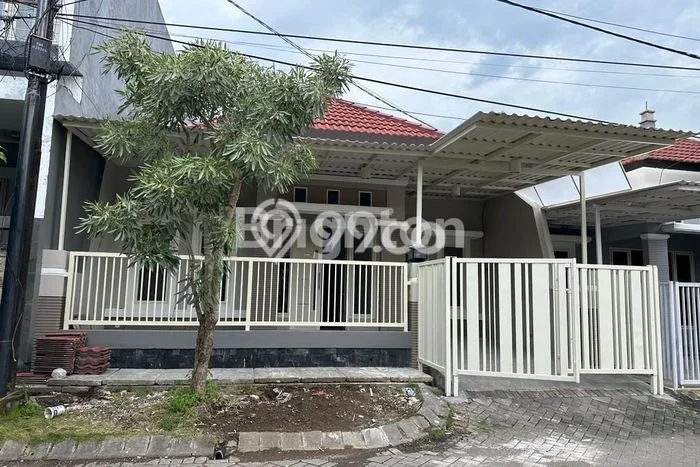 Sewa Rumah Harga Terjangkau di Pondok Tjandra Sidoarjo dengan 3 Kamar Tidur Sewa Rumah Harga Terjangkau di Pondok Tjandra Sidoarjo dengan 3 Kamar Tidur