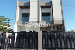 BEST INVESTMENT! Rumah di Tenggilis Mejoyo, Luas 90m2m² LB 145m2m² BEST INVESTMENT! Rumah di Tenggilis Mejoyo, Luas 90m2m² LB 145m2m²