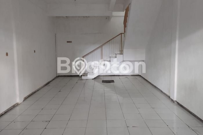 Ruko Disewa di Kedungkandang, Malang, LT 49m2 / LB 99m2 Ruko Disewa di Kedungkandang, Malang, LT 49m2 / LB 99m2