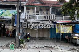 Ruko untuk Disewa di Pusat Surabaya Luas Bangunan 200m2 Ruko untuk Disewa di Pusat Surabaya Luas Bangunan 200m2