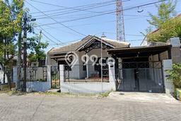 Dijual Rumah 5 Kamar Lokasi Strategis Bagus dan Strategis di Rungkut Dijual Rumah 5 Kamar Lokasi Strategis Bagus dan Strategis di Rungkut
