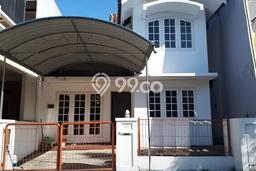 Rumah Minimalis 4 KT di Pakuwon Surabaya Unfurnished Rumah Minimalis 4 KT di Pakuwon Surabaya Unfurnished