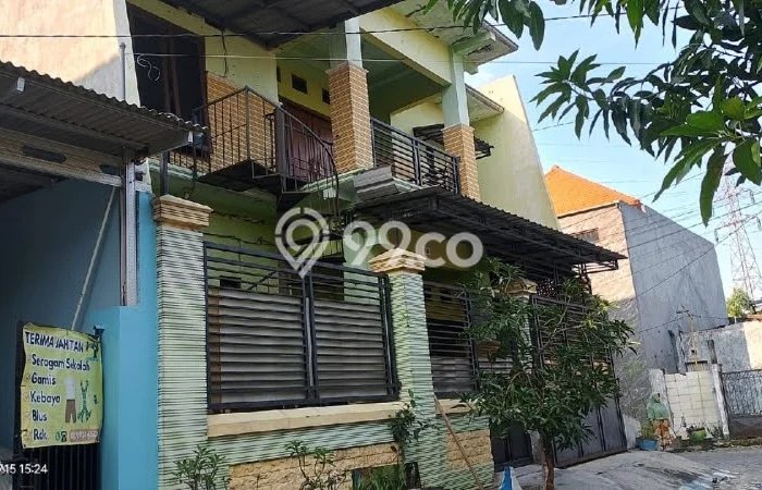 For Sale Rumah 7 Kamar Lokasi Ideal Bagus dan Strategis di Krian For Sale Rumah 7 Kamar Lokasi Ideal Bagus dan Strategis di Krian