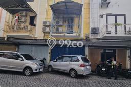 Ruko Dijual di Sukolilo Surabaya dengan Luas Bangunan 180m2 Ruko Dijual di Sukolilo Surabaya dengan Luas Bangunan 180m2