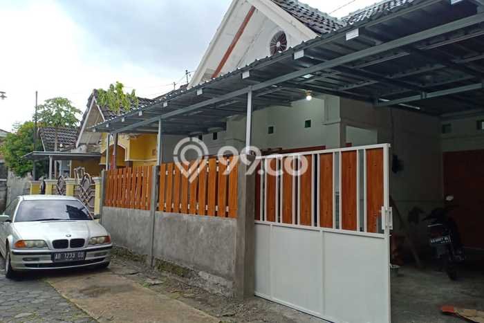 Rumah Minimalis 2 KT LT 111m2 di Caturtunggal Rumah Minimalis 2 KT LT 111m2 di Caturtunggal
