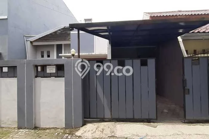 Rumah Sewa Sleman LT 128m2 LB 90m2 Area Caturtunggal Rumah Sewa Sleman LT 128m2 LB 90m2 Area Caturtunggal