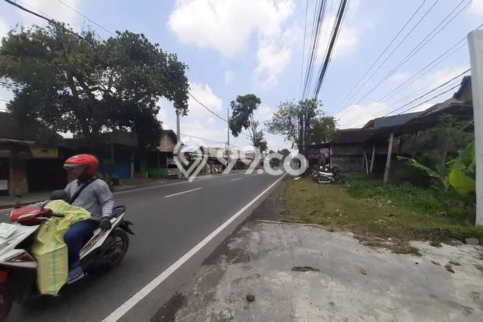 Ruko Bagus LT 510m2 LB 450m2 Dijual di Sewon Bantul Ruko Bagus LT 510m2 LB 450m2 Dijual di Sewon Bantul