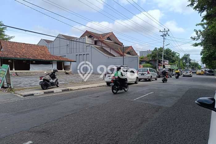 Lahan Kosong Dijual di Umbulharjo, Yogyakarta, Luas 250m2 Area Strategis Lahan Kosong Dijual di Umbulharjo, Yogyakarta, Luas 250m2 Area Strategis