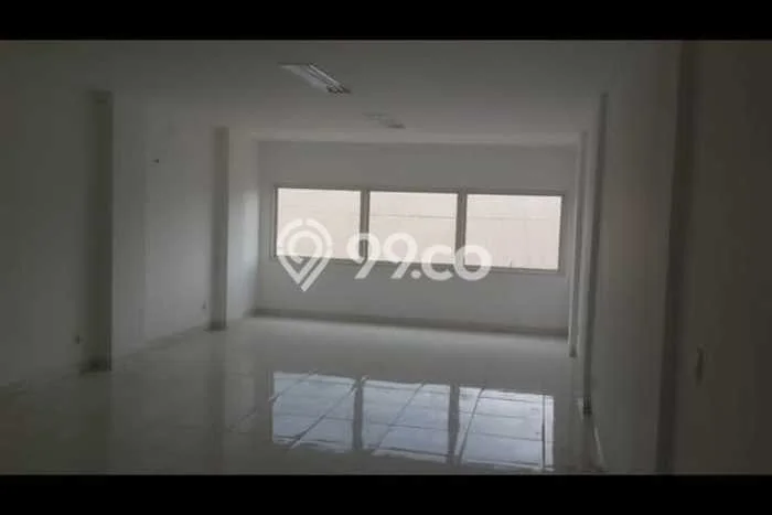 Ruko Dijual di Jakarta Utara LT 90m2 & LB 200m2 Lokasi Terbaik! Ruko Dijual di Jakarta Utara LT 90m2 & LB 200m2 Lokasi Terbaik!