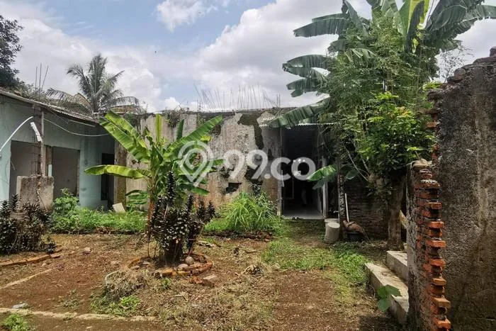 Rumah Kost Dijual di Cibinong, Bogor dengan 20 Kamar Tidur, 8 Kamar Mandi Rumah Kost Dijual di Cibinong, Bogor dengan 20 Kamar Tidur, 8 Kamar Mandi
