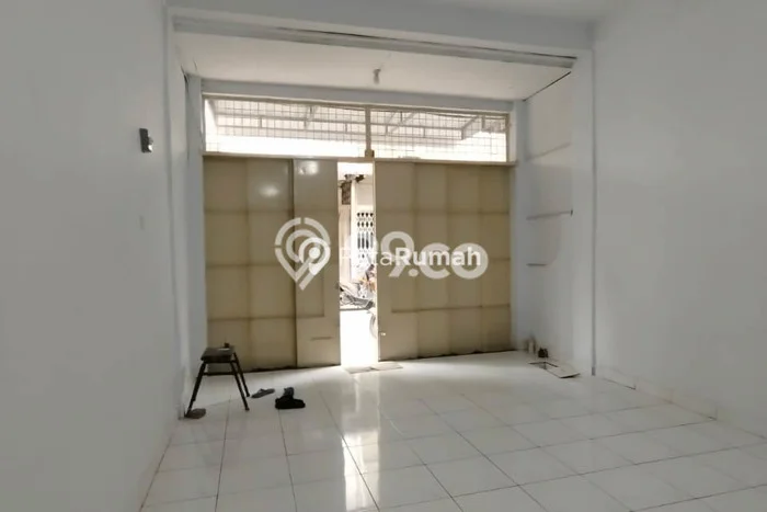 Disewakan Cepat Rumah Kondisi Baik di Area Medan Maimun, Medan Disewakan Cepat Rumah Kondisi Baik di Area Medan Maimun, Medan