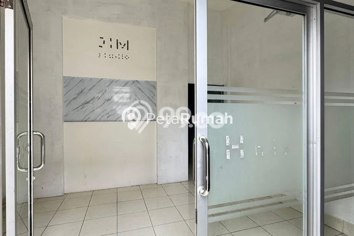 Rumah Cantik Siap Huni Di Medan Johor Luas 168m2 Lokasi Strategis Rumah Cantik Siap Huni Di Medan Johor Luas 168m2 Lokasi Strategis