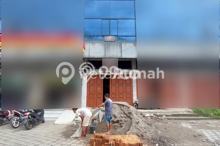 Disewakan Ruko di Medan Petisah Medan LT 84m2, LB 180m2 Disewakan Ruko di Medan Petisah Medan LT 84m2, LB 180m2