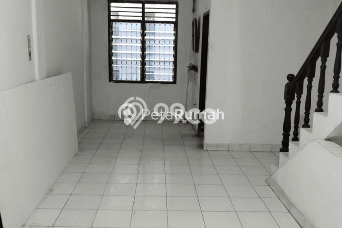 Lokasi Strategis! Dijual Ruko Bisnis di Medan Petisah, Medan Kondisi Baik Lokasi Strategis! Dijual Ruko Bisnis di Medan Petisah, Medan Kondisi Baik