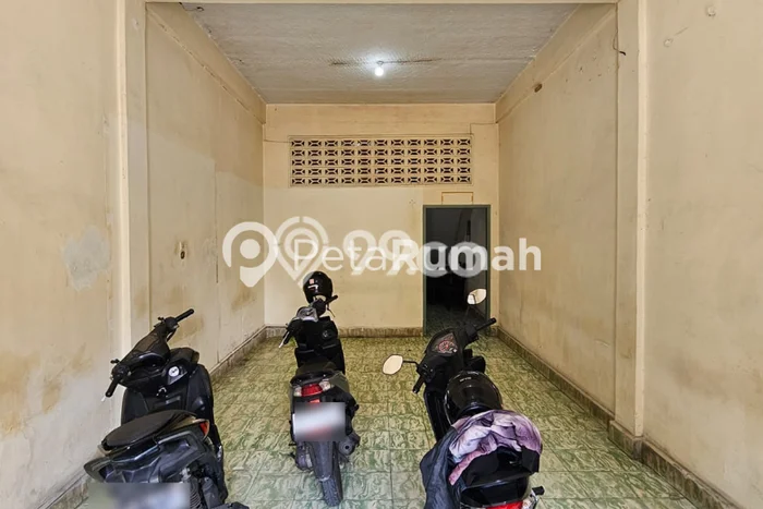 Ruko Komersial Disewakan di Medan Area Medan Luas 203m2 Ruko Komersial Disewakan di Medan Area Medan Luas 203m2