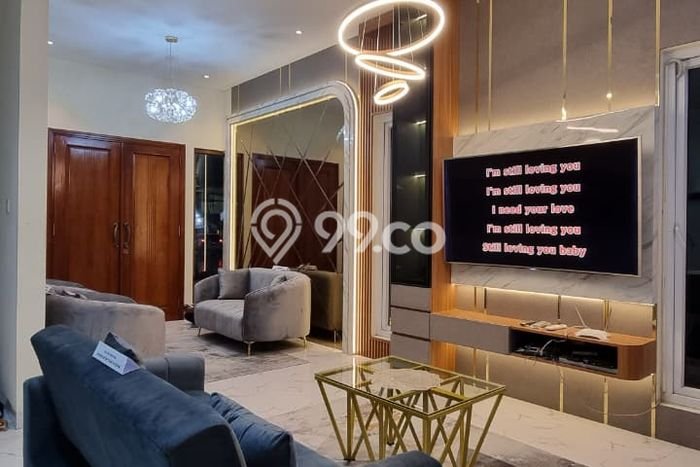 Rumah Mewah Akses Strategis di Jakarta Timur Semi Furnished Rumah Mewah Akses Strategis di Jakarta Timur Semi Furnished
