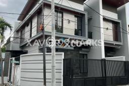 For Sale Rumah Elit Exclusive di Sukolilo, Surabaya For Sale Rumah Elit Exclusive di Sukolilo, Surabaya