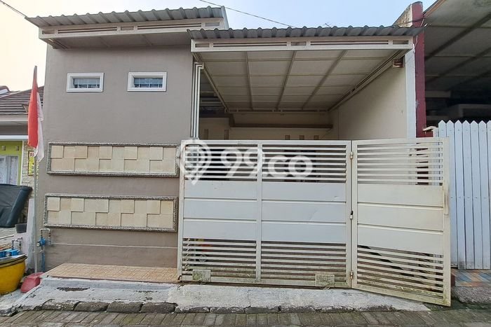Rumah Strategis area Kedungkandang, Malang, LT 65m2m² Bangunan 60m2m² - BISA KPR! Rumah Strategis area Kedungkandang, Malang, LT 65m2m² Bangunan 60m2m² - BISA KPR!