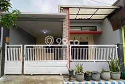 Jual Rumah Strategis Bagus Punya 3 KT di Waru Sidoarjo SHM Jual Rumah Strategis Bagus Punya 3 KT di Waru Sidoarjo SHM