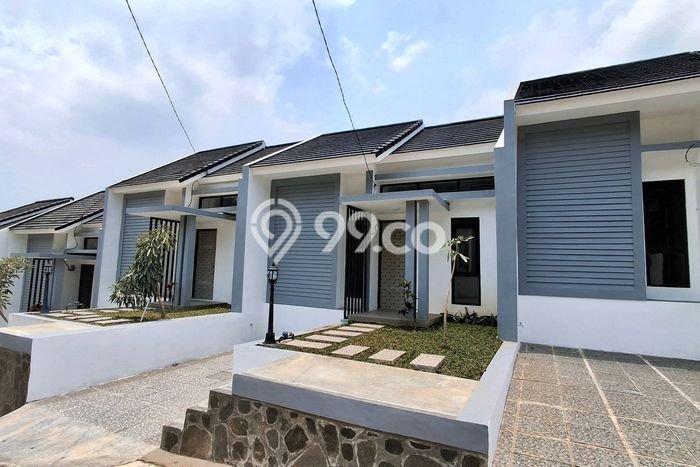 For Sale Rumah 2 Kamar Lokasi Ideal Bagus dan Strategis di Padalarang For Sale Rumah 2 Kamar Lokasi Ideal Bagus dan Strategis di Padalarang